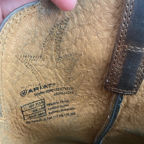 Ariat Heritage Cowboy Boots - Picture 6 of 6